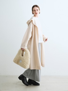 ecopel fur triangle bag 詳細画像