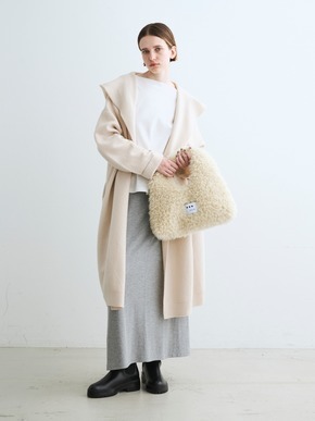 ecopel fur triangle bag 詳細画像