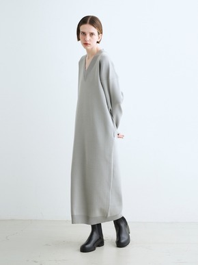 Spongy yarn v-neck dress 詳細画像