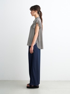 Silky twill flair sleeve top 詳細画像