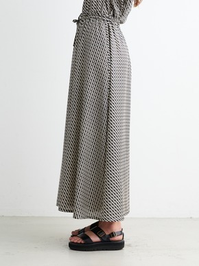 Silky twill narrow skirt 詳細画像