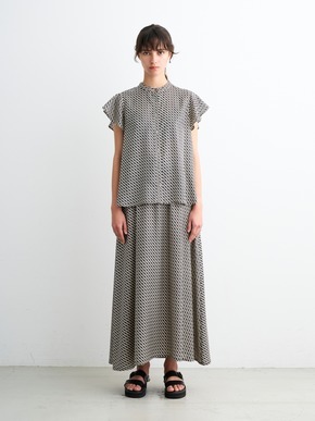 Silky twill narrow skirt 詳細画像