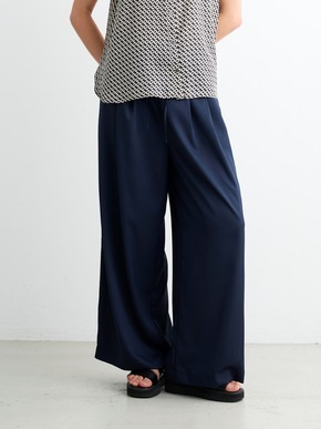 Silky twill semi wide pants 詳細画像