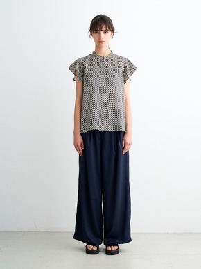 Silky twill semi wide pants 詳細画像