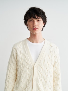 Men's tasmania cable cardigan 詳細画像